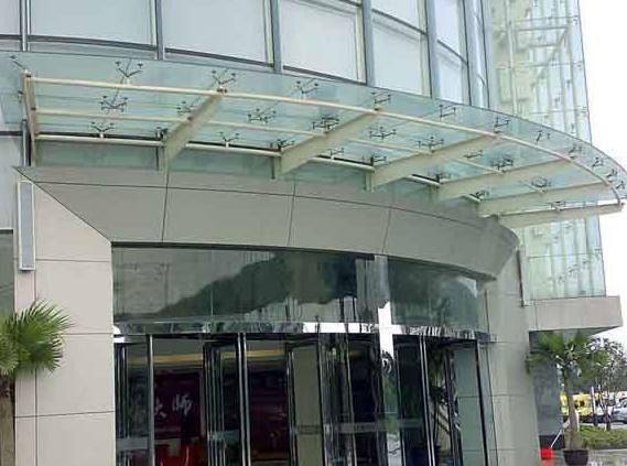 玻璃防雨棚
